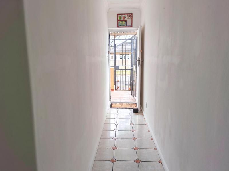 3 Bedroom Property for Sale in Pinati Western Cape